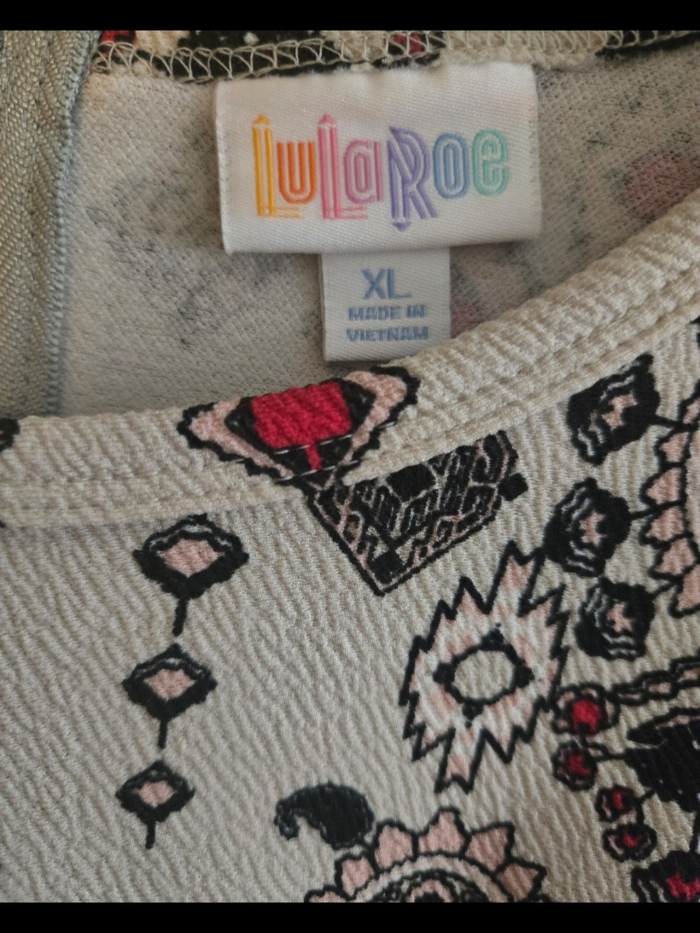 LuLaRoe Amelia Dress with Black and Red Geometric Print "Dipped" WITH POCKETS! - Picture 4 of 4